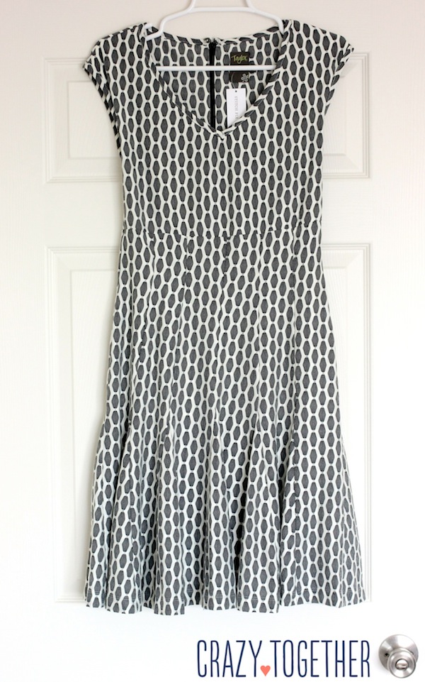 grey Taylor Izara Honeycomb Print Dress from Stitch Fix #stitchfix #fashion