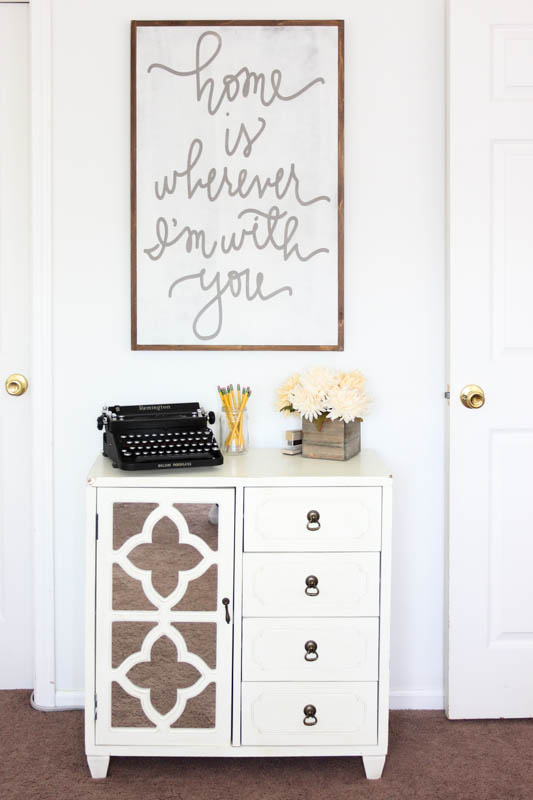 simple vintage home office inspiration