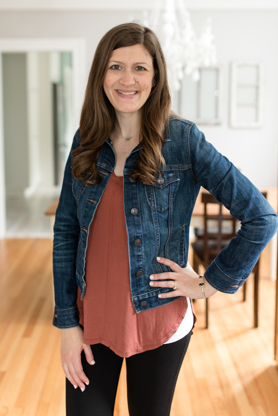 Mya V-Neck Tee in Clay from Z Supply | Wantable style edit review | Wantable vs. Stitch Fix | a side by side comparison | women's clothing subscription boxes | Crazy Together blog