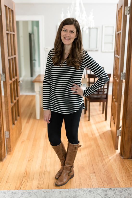 This V-Neck Tunic from Halogen came in the Best Trunk Club Shipment I've Ever Received | Fall 2018 Trunk Club review featuring casual tops and leggings | Nordstrom clothes |Trunk Club clothes | subscription box review | subscription style boxes | subscription boxes for women | fall fashion ideas | Crazy Together blog #trunkclub #stylebox #fashion #fallclothes #nordstrom
