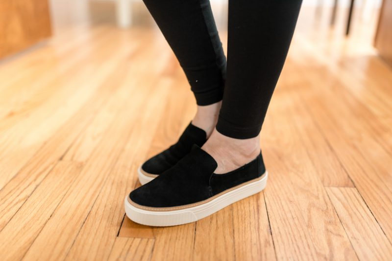 This pair of Tom's Sunset Slip-On Sneakers came in the Best Trunk Club Shipment I've Ever Received | Fall 2018 Trunk Club review featuring casual tops and leggings | Nordstrom clothes |Trunk Club clothes | subscription box review | subscription style boxes | subscription boxes for women | fall fashion ideas | Crazy Together blog #trunkclub #stylebox #fashion #fallclothes #nordstrom