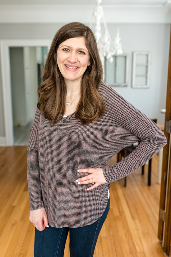Cheaper than Stitch Fix: Fashom stying service review | Waffle V-Neck Woven Top from Natural Life | A comparison of Stitch Fix vs. Fashom | #stitchfix #fashion | Crazy Together blog