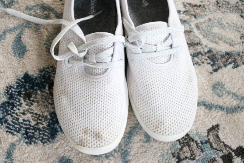 White Allbirds Tree Skippers - His & Her Allbirds Review - Everything you need to know | Fashion | comfortable shoes | Crazy Together blog