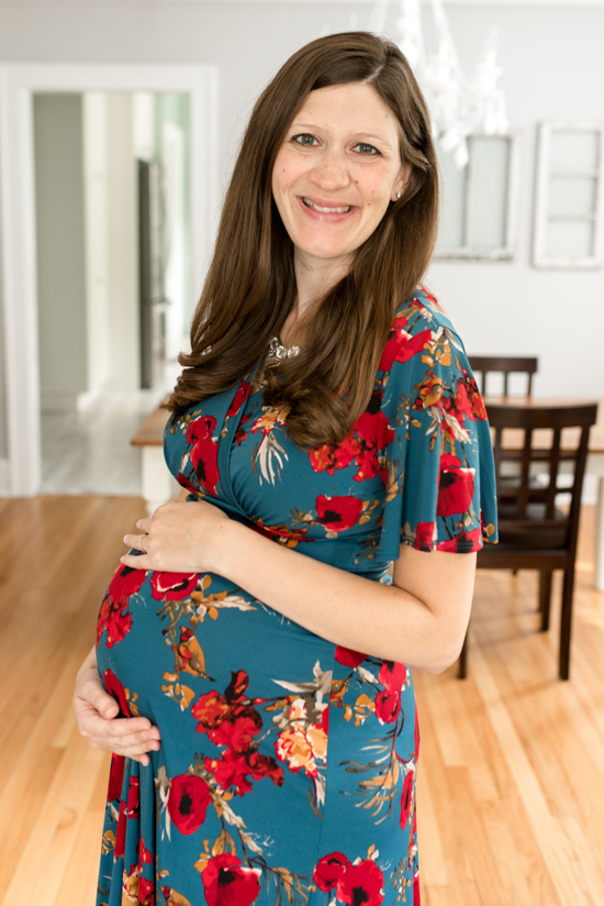 short sleeve blue and red floral maternity dress - Stitch Fix Maternity review