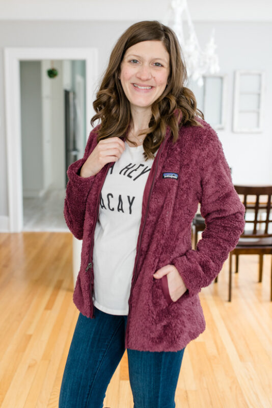 Postpartum Trunk Club Review featuring Patagonia Los Gatos Fleece Jacket | Trunk Club clothes | personal styling service | #trunkclub | #winterclothes | #postpartum | #nursing | Crazy Together blog