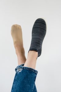 Love your Rothy's but need a great no-show sock to wear with them? I finally discovered THE BEST no-show socks to pair with every single style of Rothy's. I'm sharing all my favorite styles in this blog post and I have a discount code that will save you 15%! 