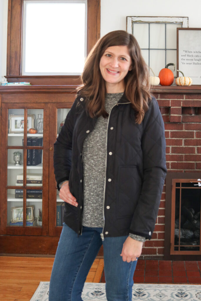 This Trunk Club shipment for women was just my style and perfect for the cold winter months. The trunk contained tops, duck boots, jeans, leggings and loungewear for cozy days at home. Check out all the pieces in my Trunk Club try-on and review for all the details!