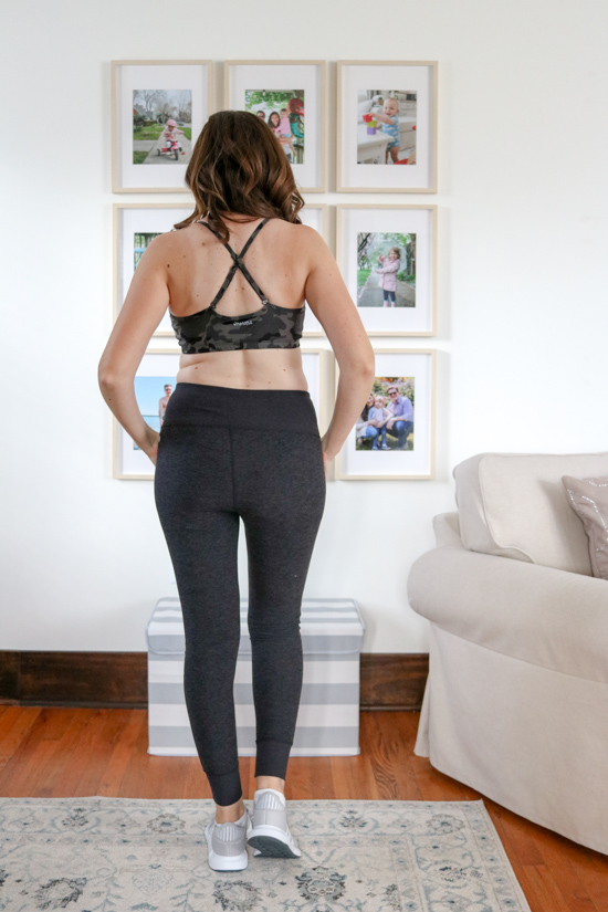Handful Adjustable Bra from Wantable Active Edit. I was shocked at how my self-confidence grew while trying on the clothes from my Wantable Active Edit. Here's my honest review of the service. The fitness clothes are great for any season: spring, summer, fall or winter. 